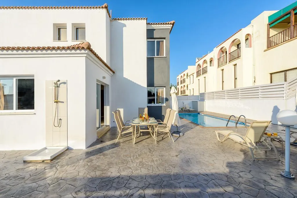 איה נאפה Villa Cornelia